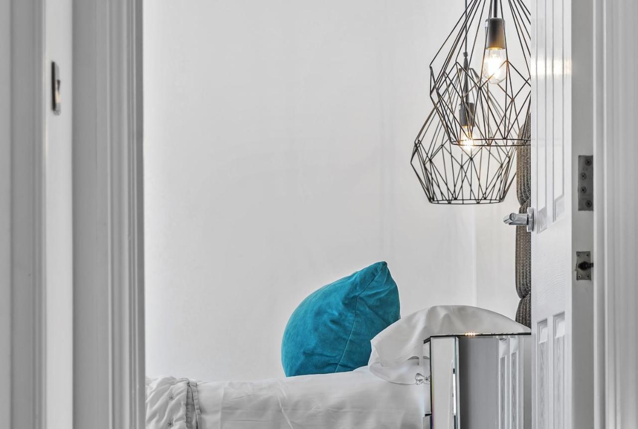 Apartment Pochin House Collections *