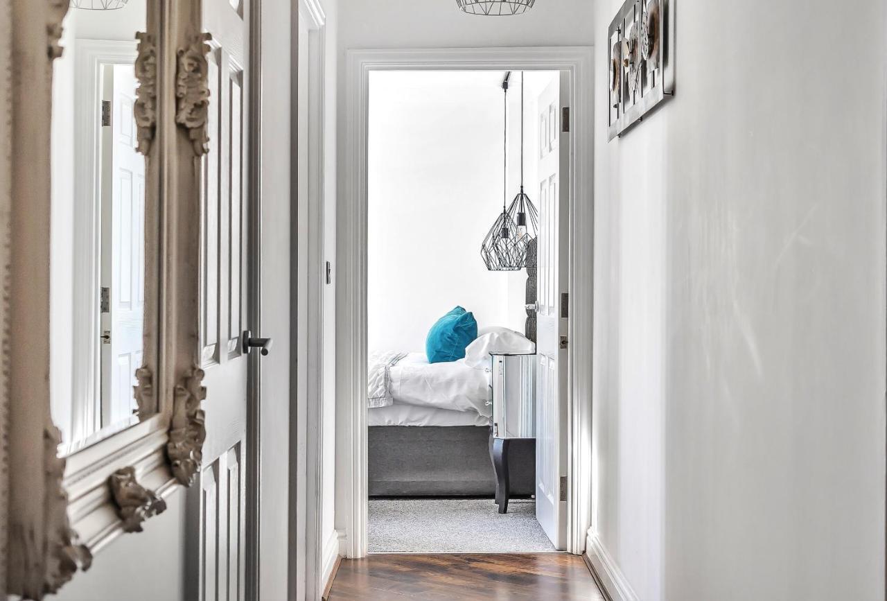 Pochin House Collections *