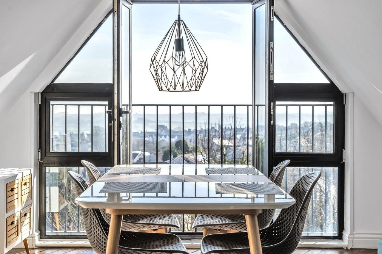 Pochin House Collections